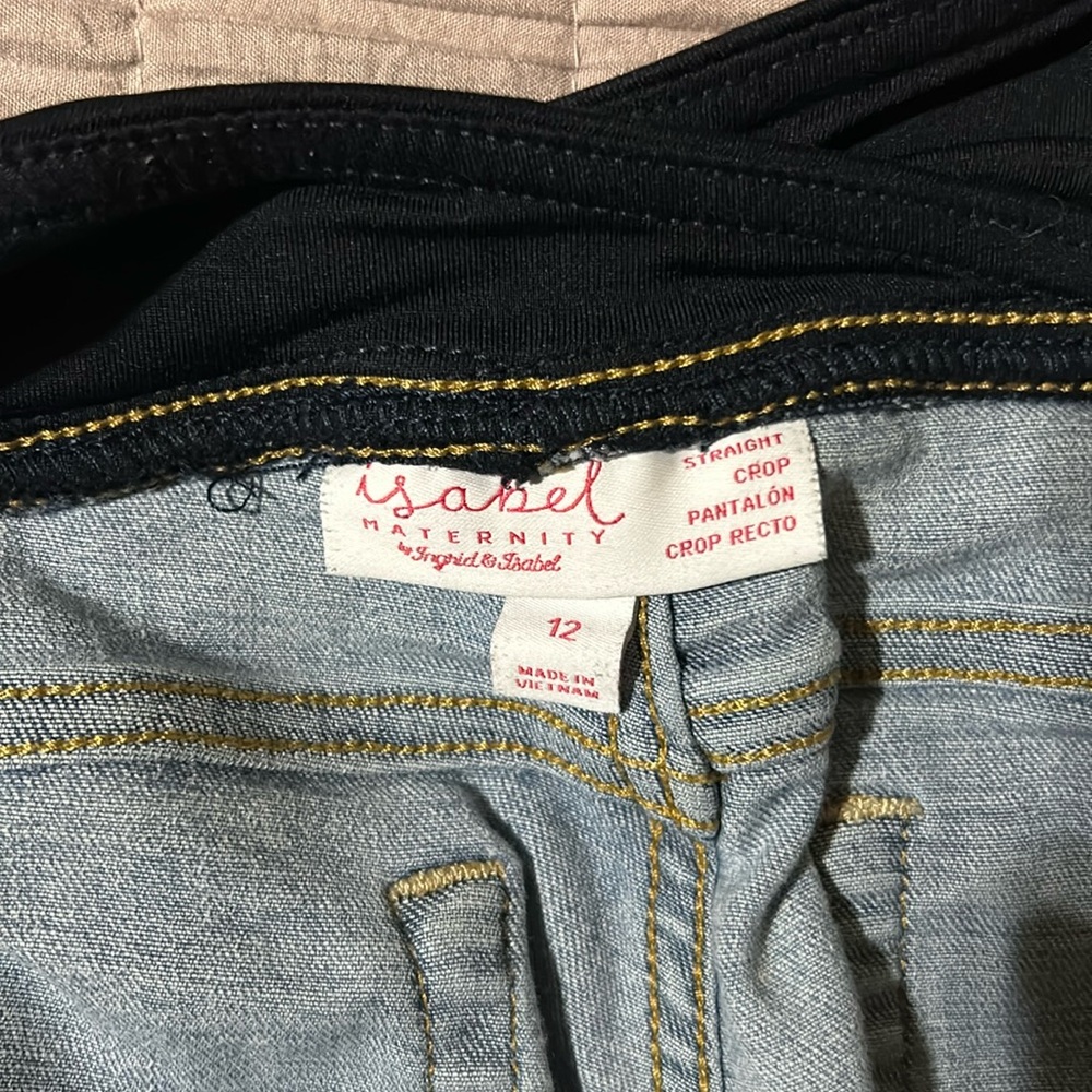 Maternity crop pants